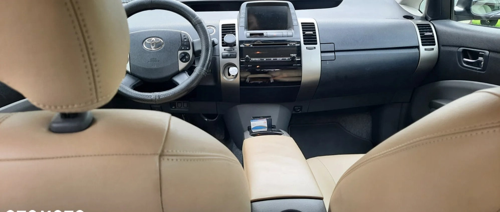 Toyota Prius cena 38500 przebieg: 87000, rok produkcji 2008 z Rzeszów małe 67